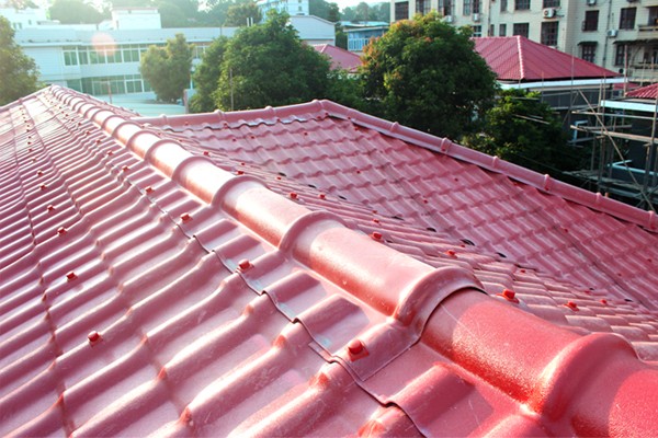 合成樹脂瓦誤區:越重越好？越厚越好？永久不褪色？