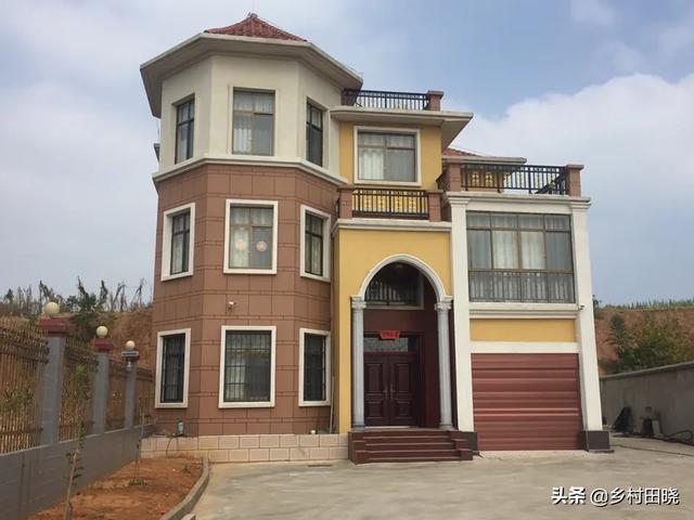 農村自建房坡屋頂，用琉璃瓦還是樹脂瓦？看看內行人的經驗分享