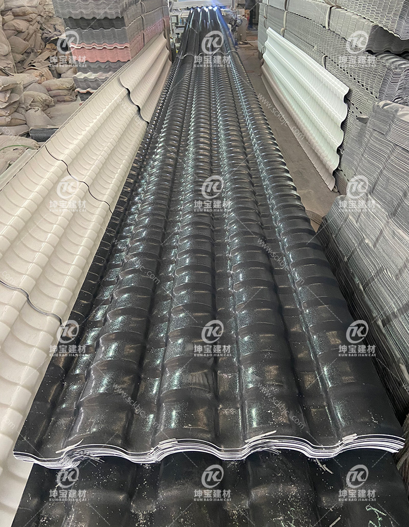 樹脂瓦小青瓦生產(chǎn)現(xiàn)場 樹脂瓦小青瓦生產(chǎn)現(xiàn)場